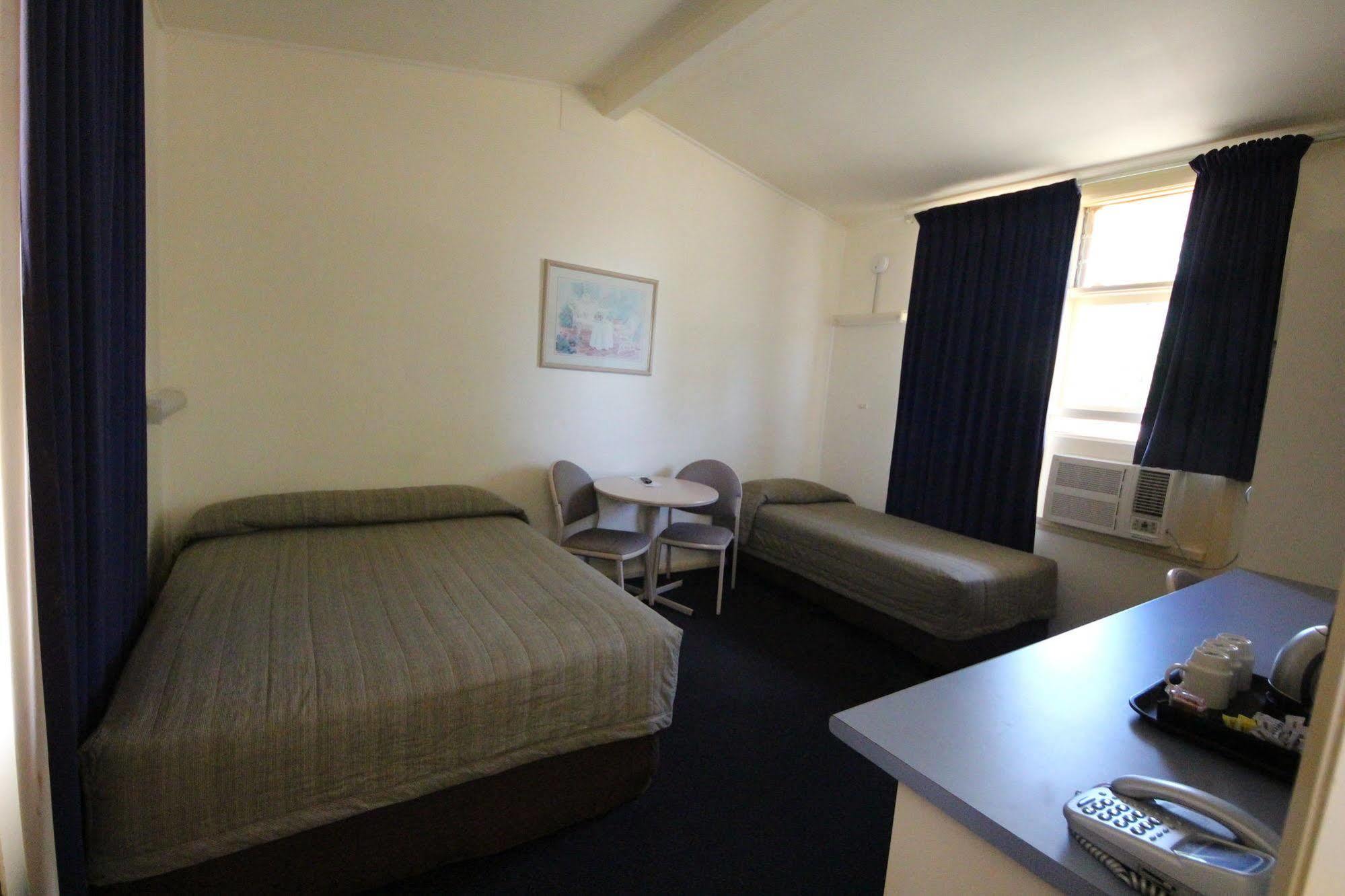 Coolabah Motel Walgett Dış mekan fotoğraf